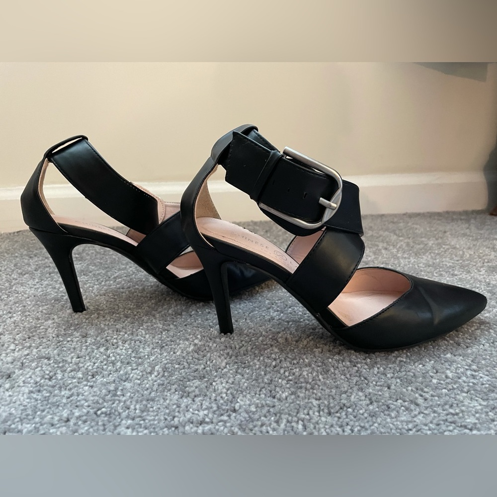 Black Stiletto Pointed Toe Heels w/ Silver Buckle